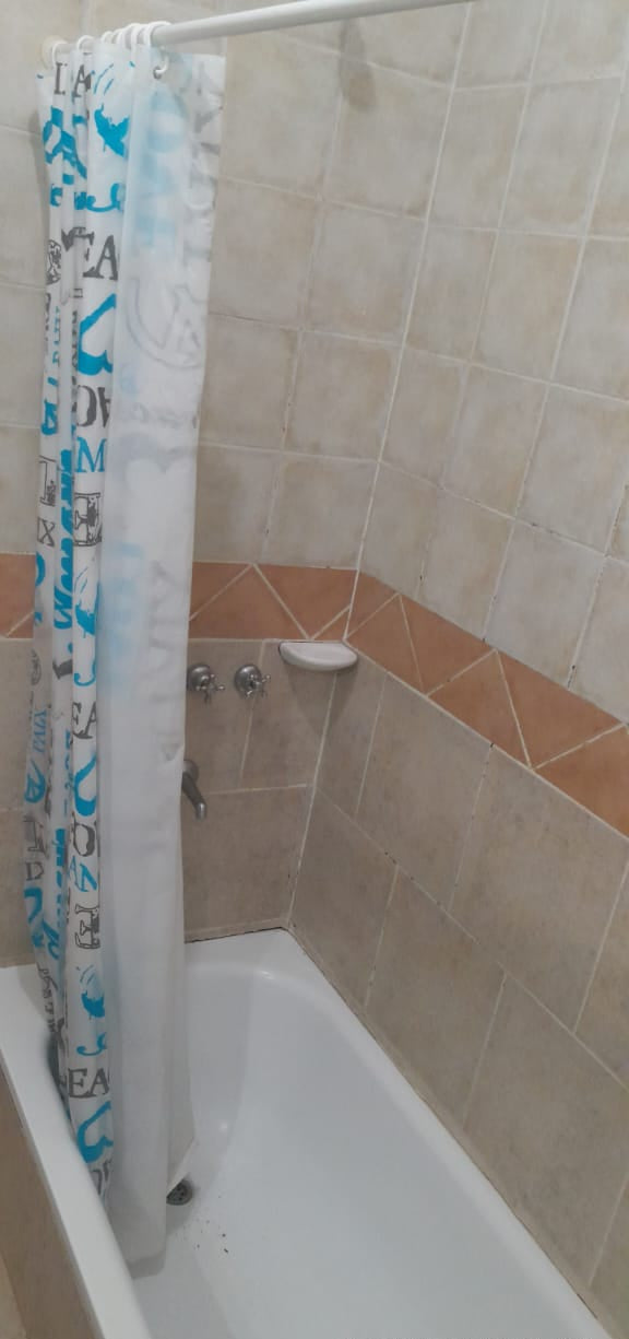 Noche en Bungalow El Pini – Hasta 2 personas